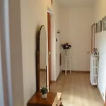 Betty's House Apartamento Mandello del Lario